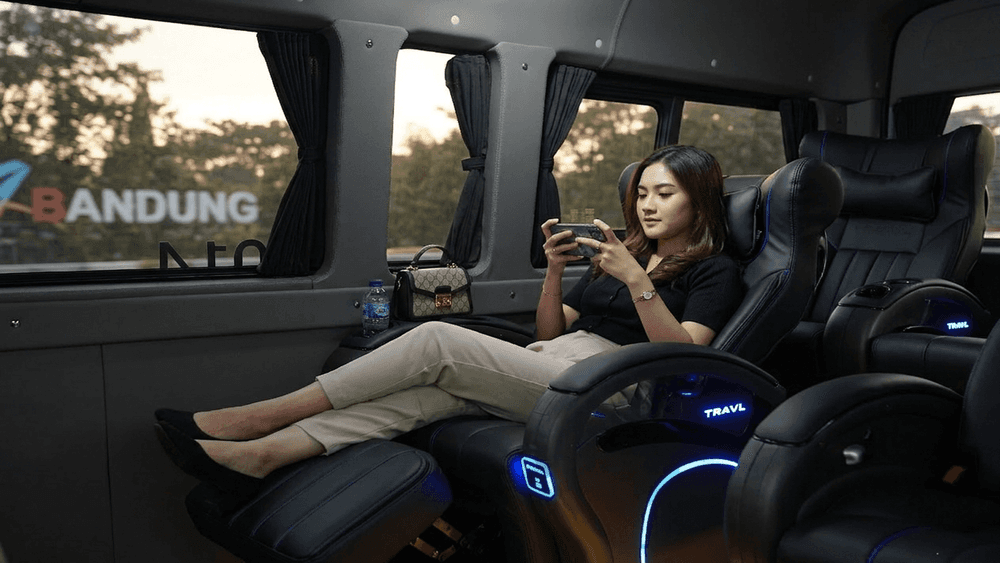 Mau Ke Bandung? Cek Rekomendasi Travel Jakarta Bandung Paling Nyaman dengan Armada Terbaru
