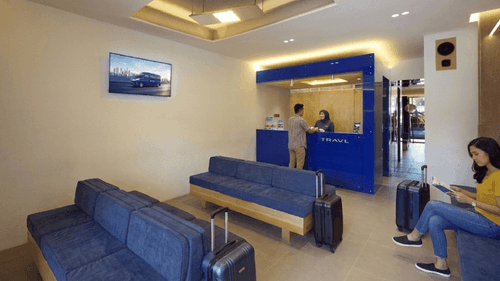 Cek Sekarang Fasilitas Travel Premium (TRAVL): Mewah dari Ruang Tunggu!