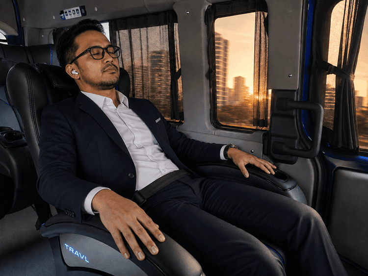 Charter Armada Bandung Jakarta: Pilihan Transportasi Privat Terbaik untuk Perjalanan Keluarga dan Bisnis