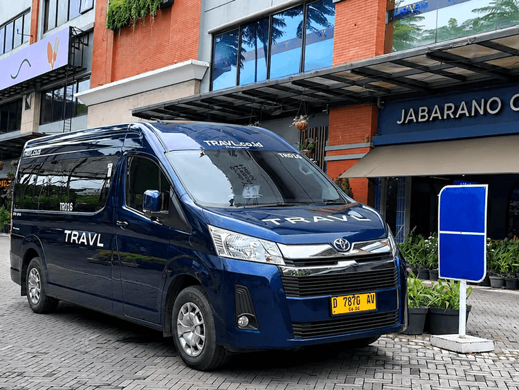 Travel Bandung Jakarta Pasteur: Titik Keberangkatan Strategis dengan Layanan Premium 2026
